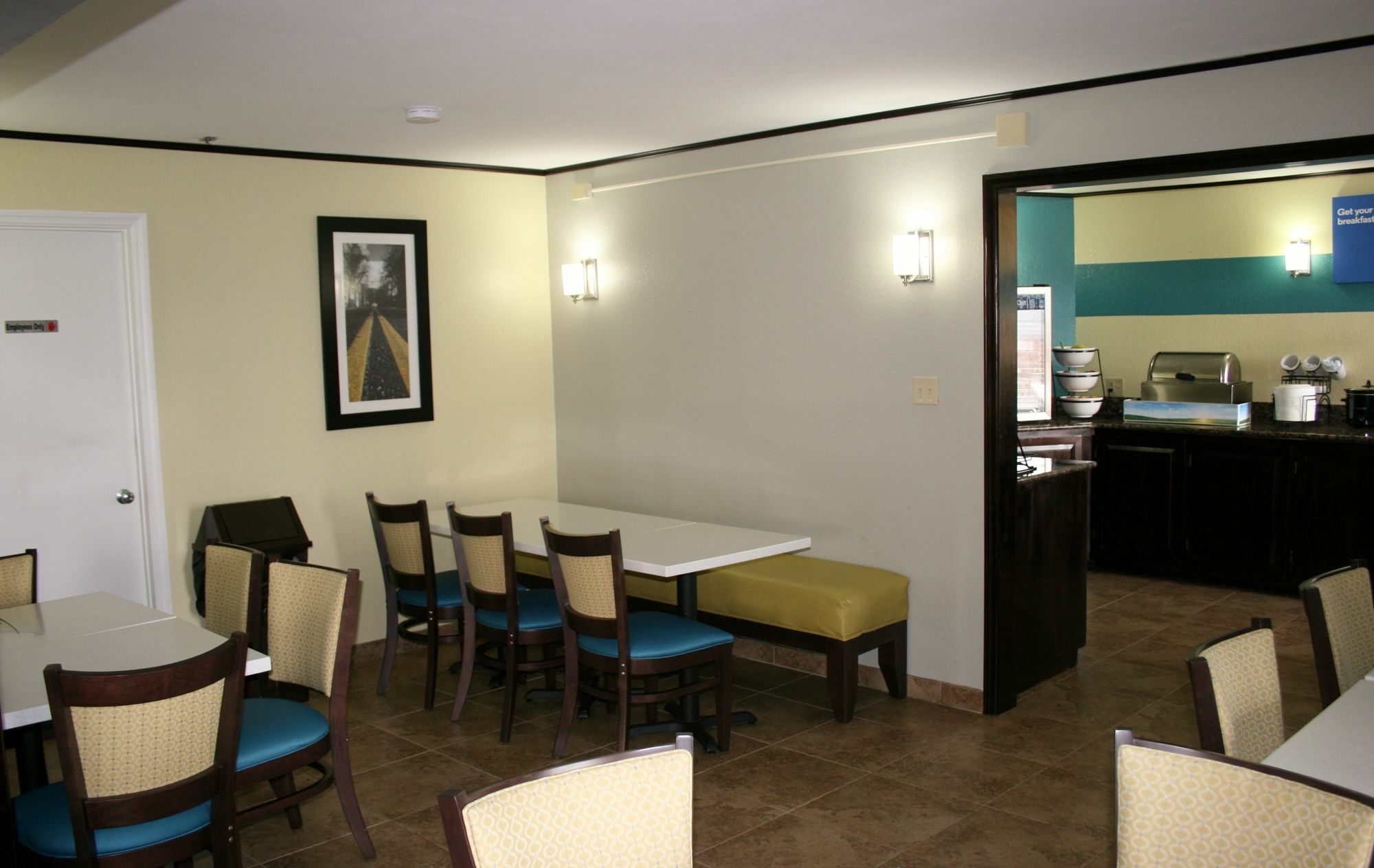 Comfort Inn Bristol Exterior photo